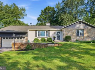 607 McKean Rd, Maple Glen, PA 19002