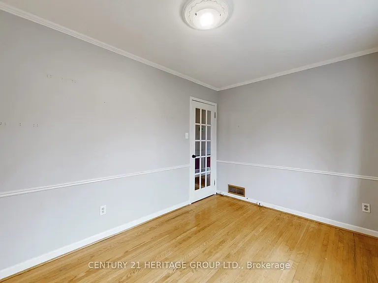 1 Dunsinane Dr — Photo 26