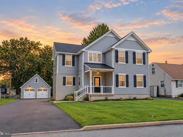 2629 Summit Ave, Broomall, PA 19008