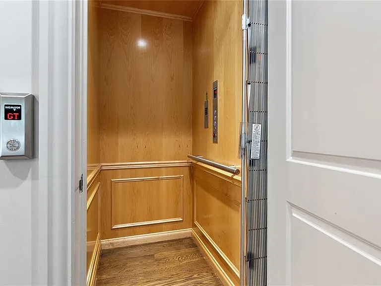 91 Park Cir NE — Photo 38