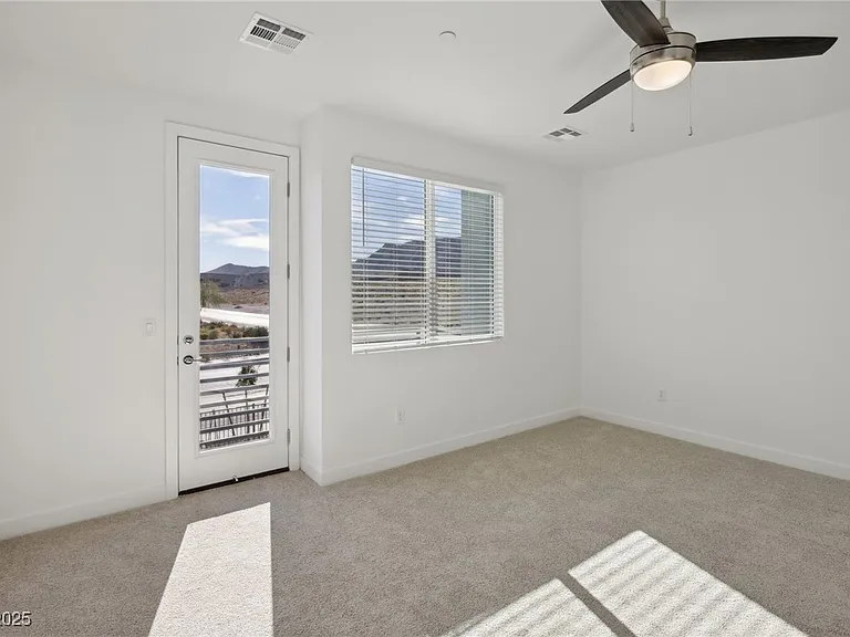 10511 Blossoming Hills Ave — Photo 9