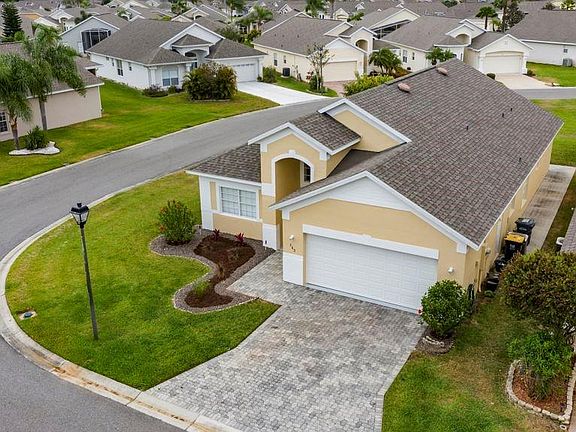 4th image of 142 Oak Hammock Dr
