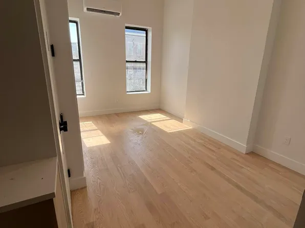 1063 Bedford Avenue image 1 of 13