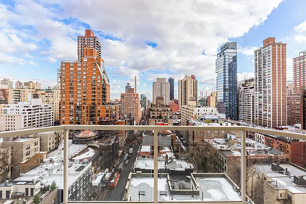 Sold by Douglas Elliman | media 7