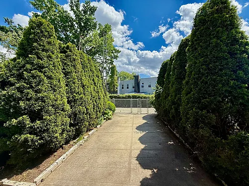 64-18 Metropolitan Ave Photo 1