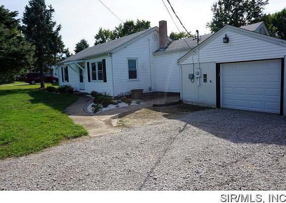3rd image of 401 Nepute St