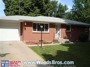 621 N 55th St, Lincoln, NE 68504
