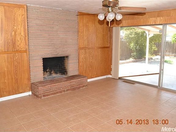 4th image of 1937 La Villa Rose Ct