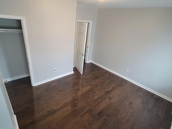 3rd image of 2433 N Corlies St