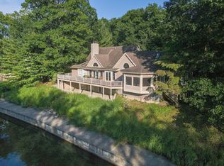 24 Preserve Way, New Buffalo, MI 49117