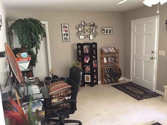 4th image of 3 S Lake Roy Ln