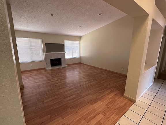 5th image of 25098 Quebrada Ct