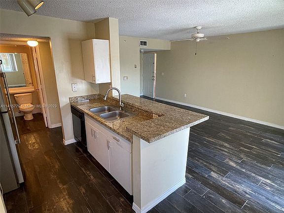 5th image of 2640 S University Dr APT 213