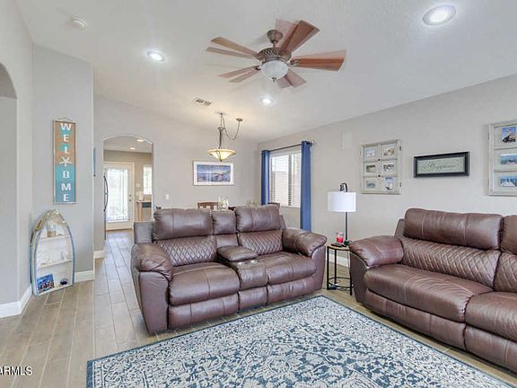 4th image of 39964 N Calabria St