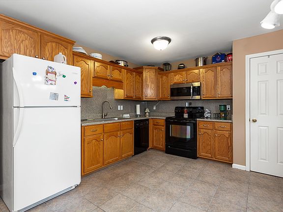 4th image of 7385 Old Acton Rd