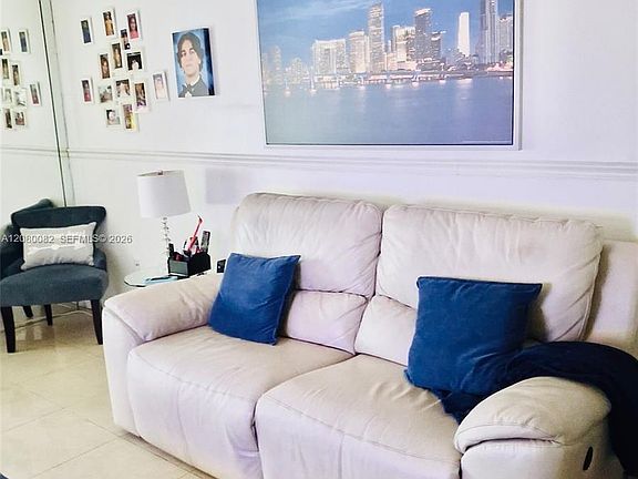 5th image of 11741 SW 18th St APT 7-32