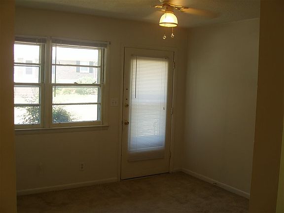 3rd image of 409 North St APT C