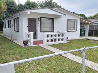 660 W 16th St, Hialeah, FL 33010