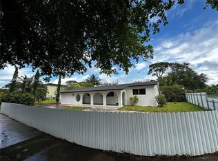 1805 NW 175th St, Miami Gardens, FL 33056