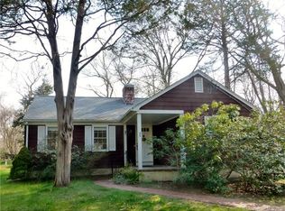 25 Old Quarry Rd, Gales Ferry, CT 06335