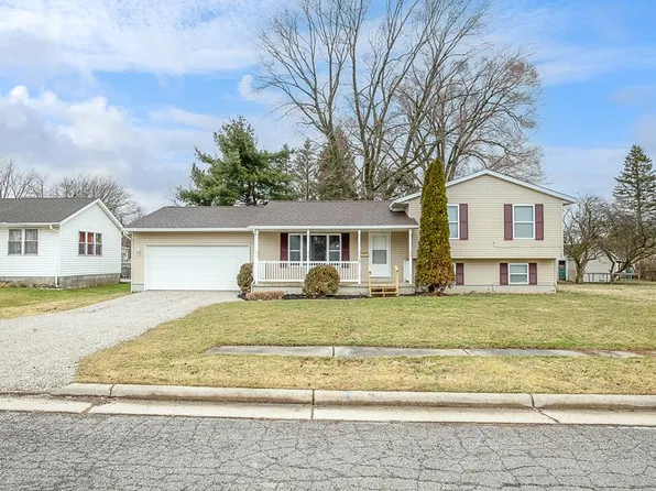 47 W Tucker Ave, Shelby, OH 44875