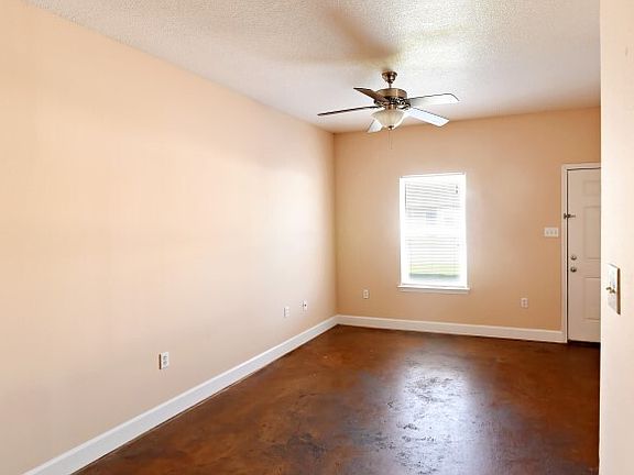 3rd image of 11400 New Orleans Ave #A