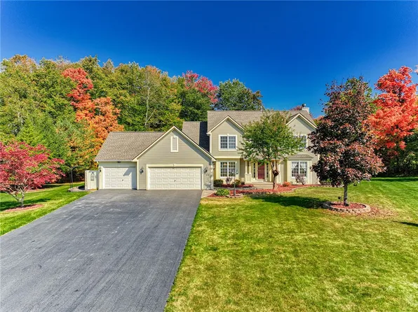 1722 Millington Ter, Webster, NY 14580
