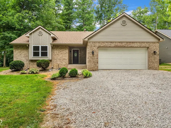 23 Lincoln Hls, Coatesville, IN 46121