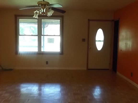 4th image of 533 Roselawn Dr