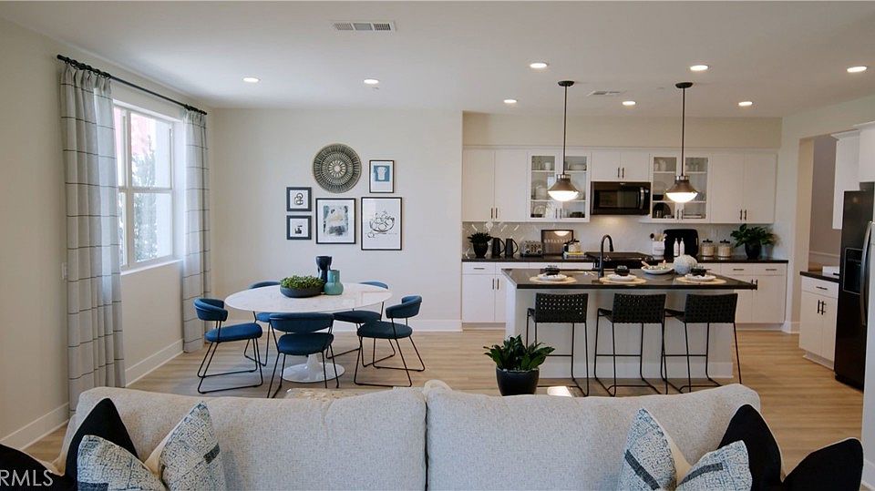 1st image of 4381 S Cantos Paseo #5