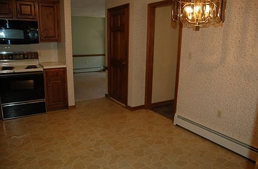 4th image of 41 Worthern Pl