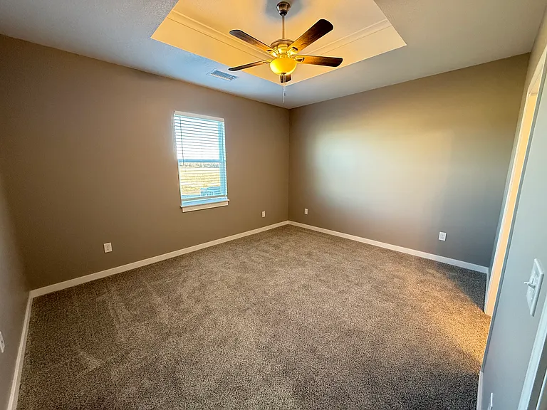 2630 N Liberty Ln #F — Photo 7