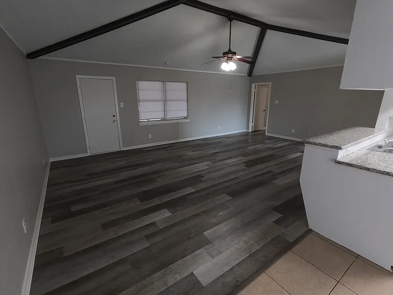 804 Hudler St — Photo 2