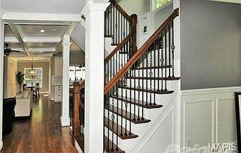 4th image of 616 Rosewood Ln