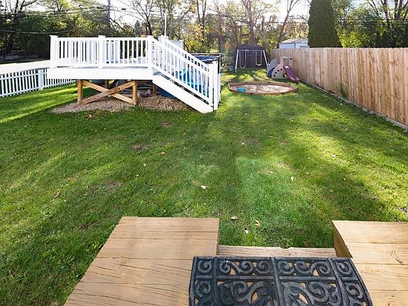 5th image of 2707 Southlawn St