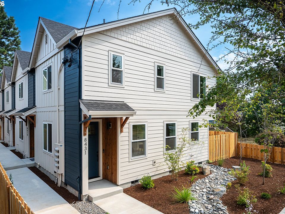 1st image of 8431 NE Hassalo St