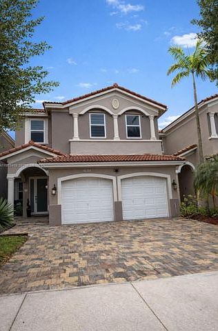 1st image of 8415 NW 108th Pl