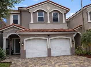 8415 NW 108th Pl, Doral, FL 33178
