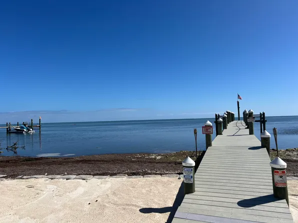 42 72nd St, Marathon, FL 33050