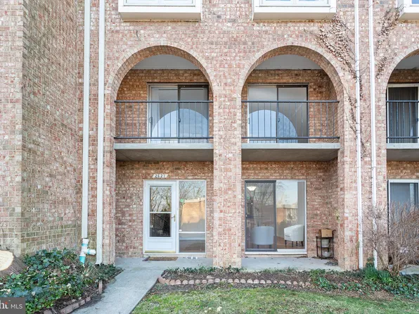 2621 Wagon Dr #342, Alexandria, VA 22303