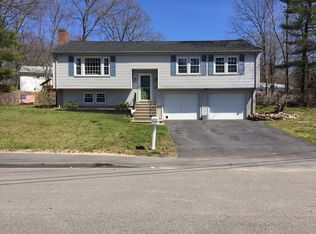 14 Dartmouth Dr, Milford, MA 01757