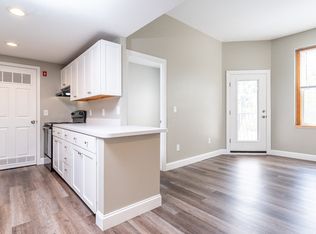Townhouse Apartments, Whitman, MA 02382