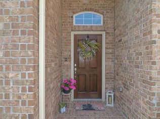 2209 Maple Point Dr N, Conroe, TX 77301
