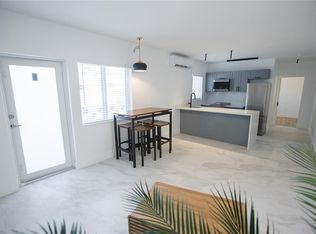 1112 NE 17th Ter, Fort Lauderdale, FL 33304