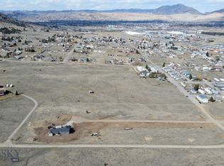 Mahalo Ln, Butte, MT 59701