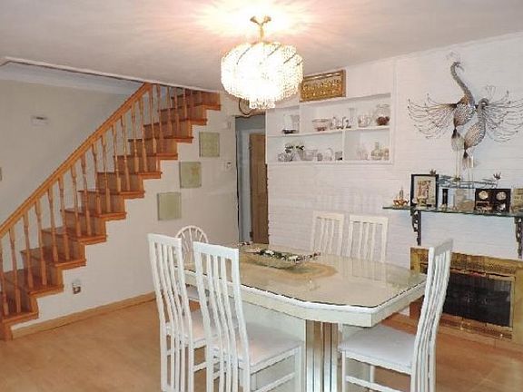 5th image of 38 Fawn Ln