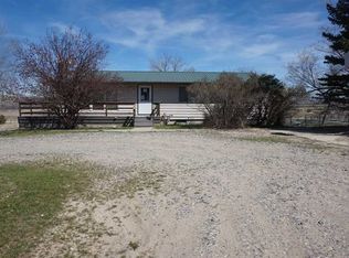 77 Upper Flat Rd, Columbus, MT 59019
