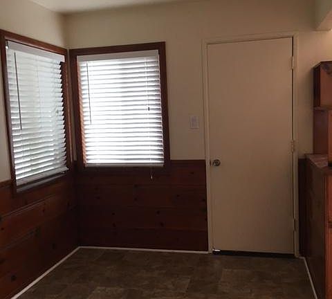 4th image of 1802 Ocean Dr