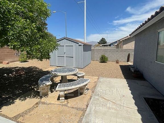 3rd image of 5237 Daywood St