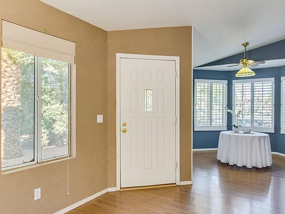 3rd image of 10659 W Yukon Dr
